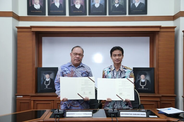 UGM dan Banggai Kepulauan Jalin Kerja Sama Pengembangan Potensi Pariwisata dan Perikanan