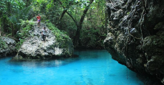 5 Wisata di Banggai Kepulauan yang Populer, Ada Danau Sebening Kaca